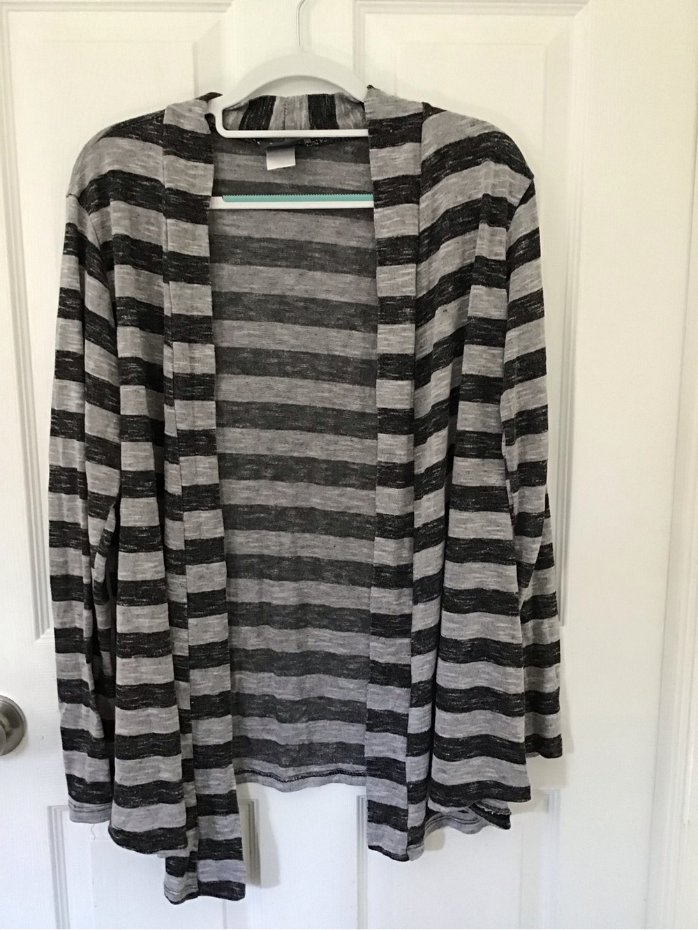 NWOT! Dots Open-Front Striped Cardigan Sweater - Gray & Black